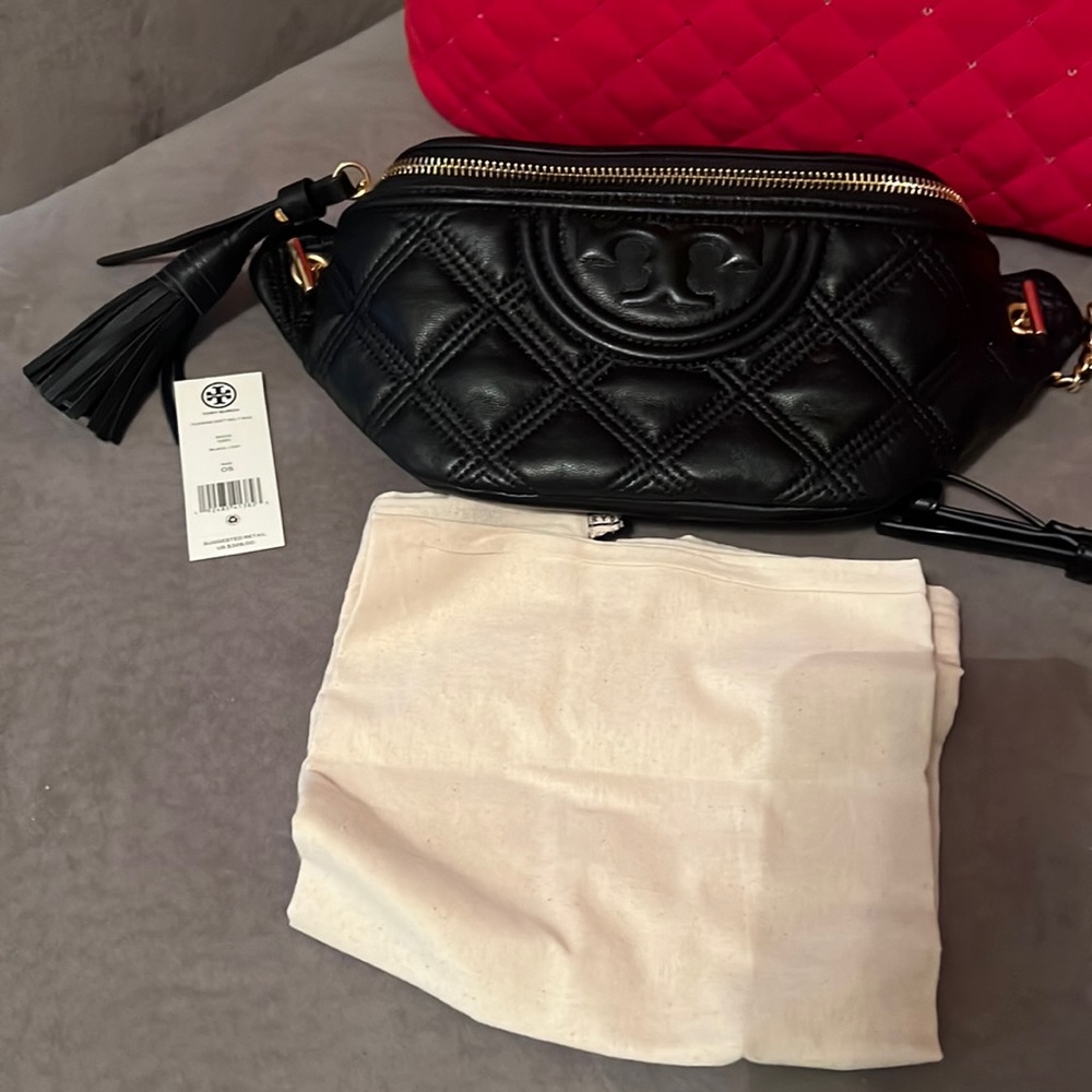 Tory Burch FLEMING SOFT BELT BAG NWT